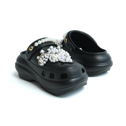 Swan Strut - Black